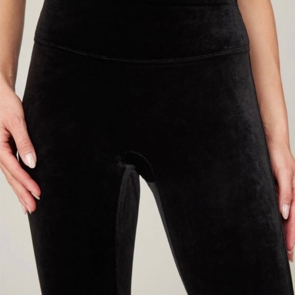 Spanx Ready To Wow Velvet Legging - Picture 2 of 12
